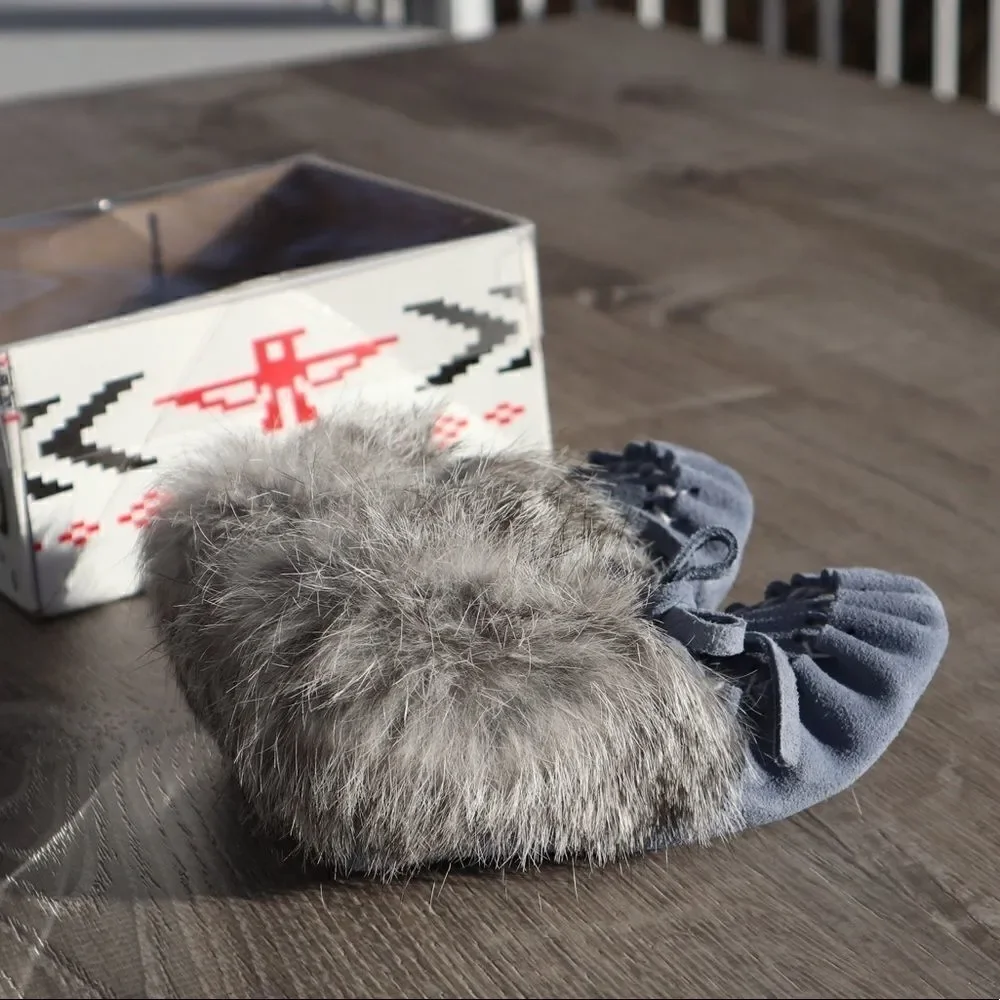 Laurentian Chief infant moccasins